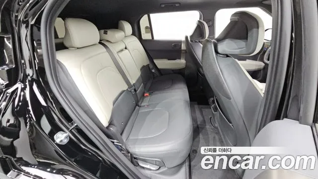 Kia EV3 Long Range 2WD — Фото автомобиля 11