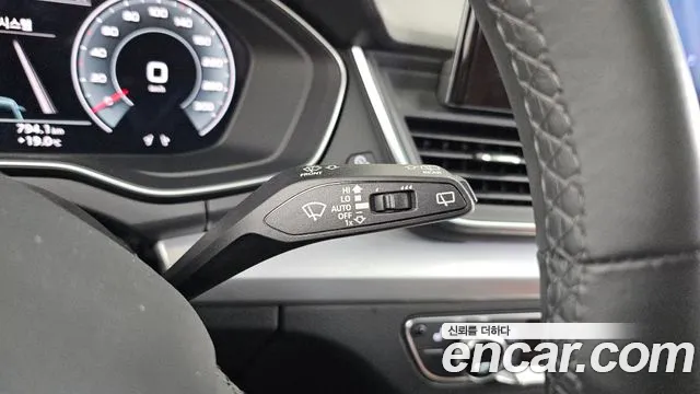 Audi Q5 FY — Фото автомобиля 30