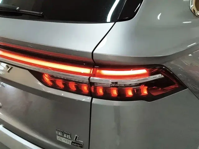 Geely Xingyue L — Фото автомобиля 7