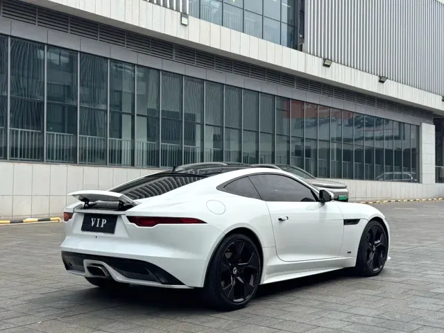 Jaguar F-Type — Фото автомобиля 11