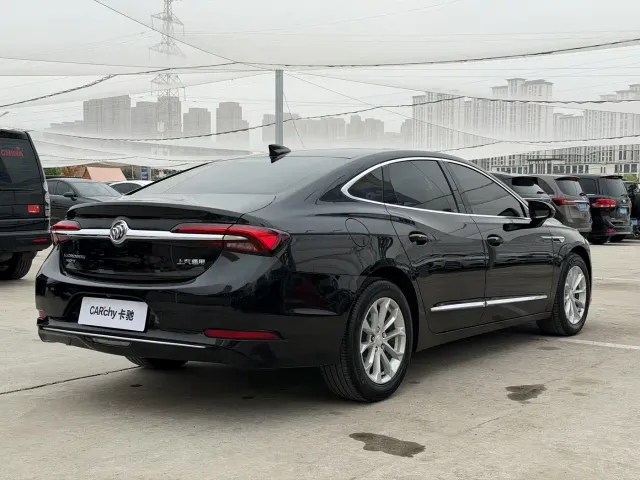 Buick LaCrosse — Фото автомобиля 4