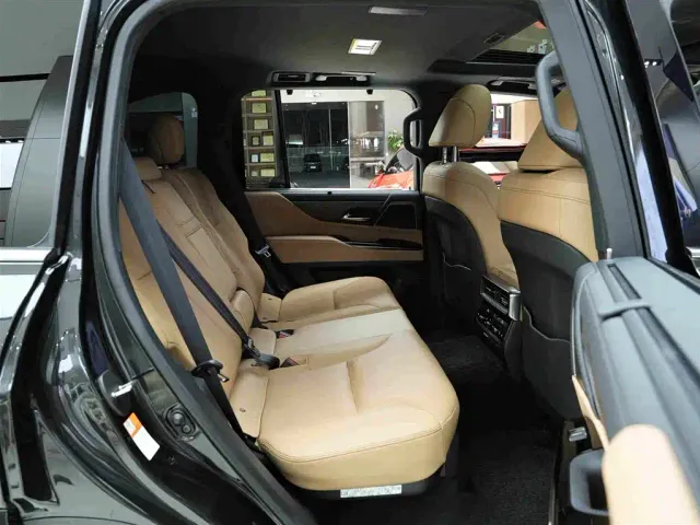 Lexus LX — Фото автомобиля 13