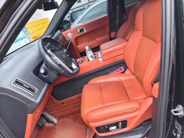 Li Auto L7 — Фото автомобиля 7