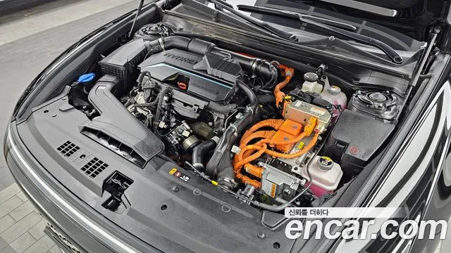 Hyundai Grandeur GN7 — Фото автомобиля 6