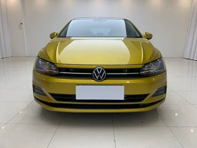 Volkswagen Polo — Фото автомобиля 2