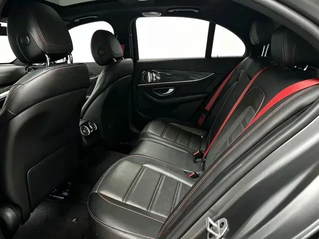Mercedes-Benz E-Class AMG — Фото автомобиля 5
