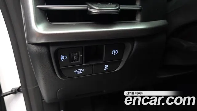 Hyundai Grandeur GN7 — Фото автомобиля 26