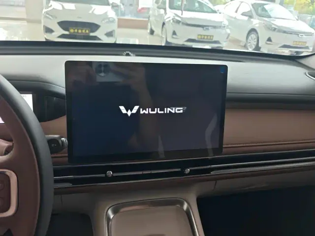Wuling Bingo S — Фото автомобиля 13