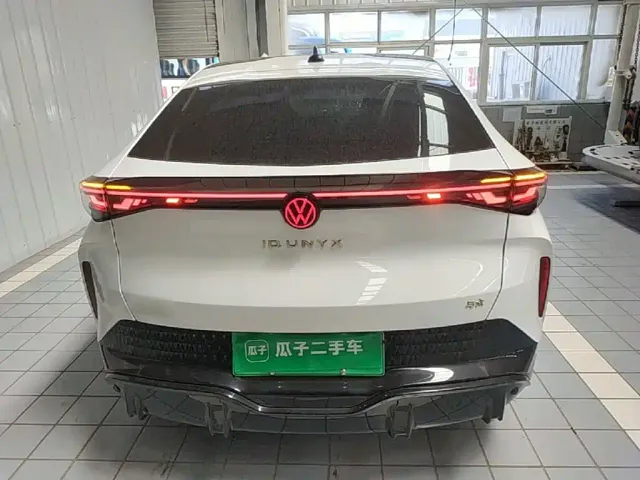 Volkswagen ID. Unyx 06 — Фото автомобиля 5