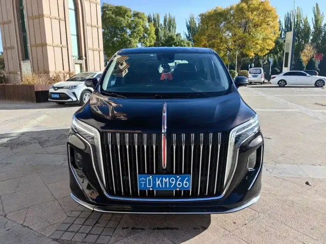 Hongqi HQ9 — Фото автомобиля 3