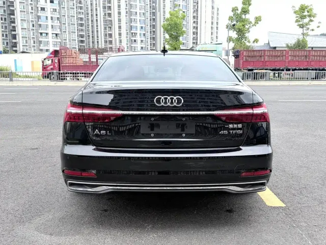 Audi A6L — Фото автомобиля 14