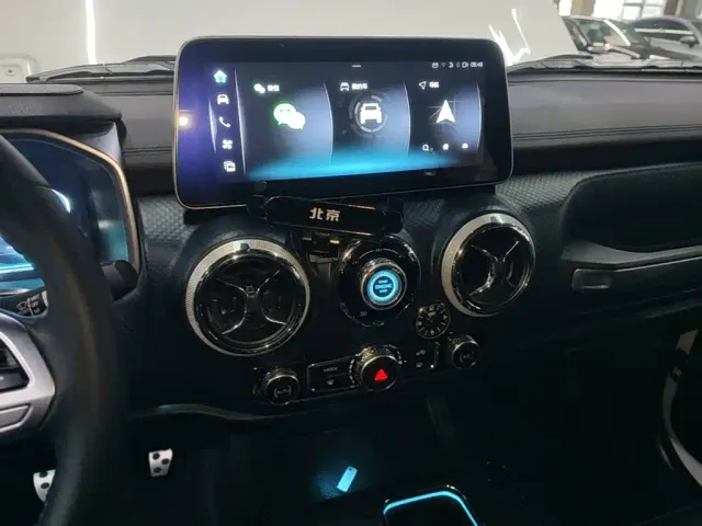 BAIC BJ40 — Фото автомобиля 12