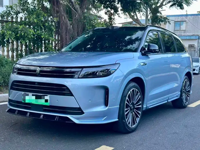 Aito M7 — Фото автомобиля 3