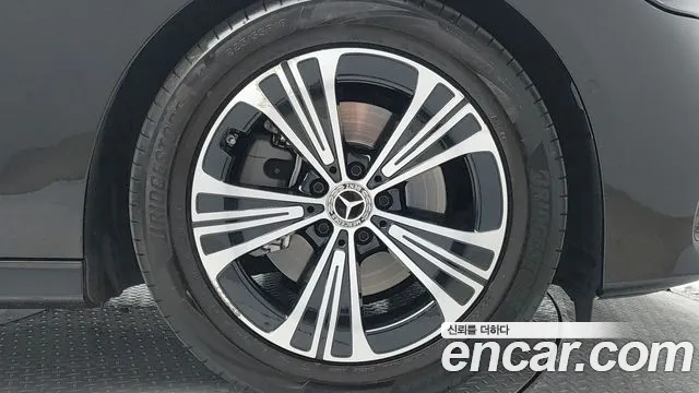 Mercedes-Benz E-Class W214 — Фото автомобиля 18