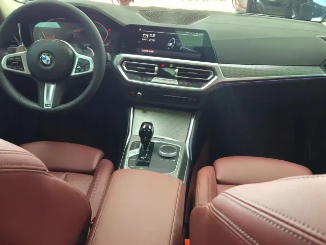 BMW 3 Series — Фото автомобиля 6
