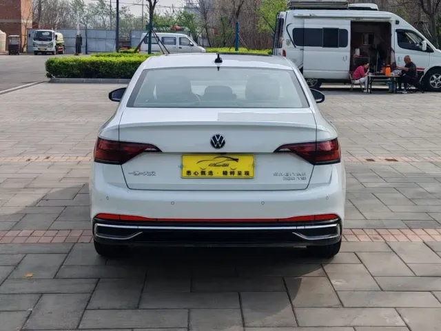Volkswagen Sagitar — Фото автомобиля 5
