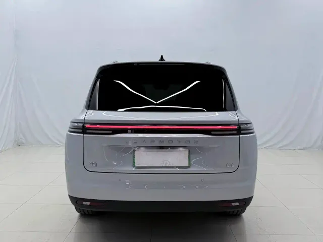 Leapmotor C16 — Фото автомобиля 14