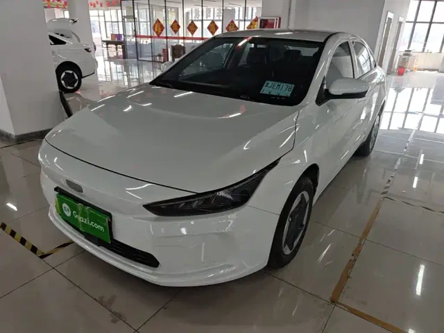 Фотография автомобиля — Geely Geometry A