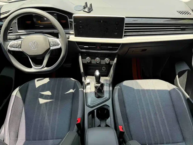 Volkswagen Tiguan L — Фото автомобиля 16