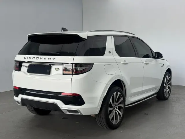 Land Rover Discovery Sport — Фото автомобиля 4