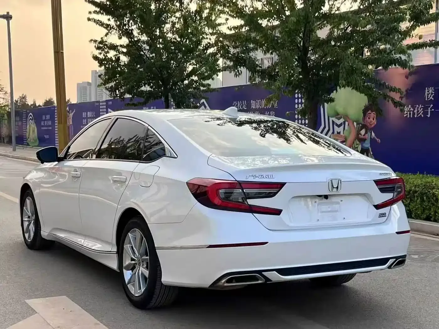 Honda Accord 2022 260TURBO Luxury Edition — Фото автомобиля 9