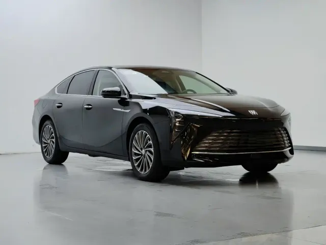 Buick LaCrosse — Фото автомобиля 3