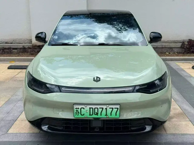 Leapmotor C01 — Фото автомобиля 2