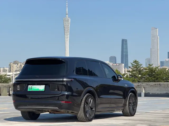 Li Auto L9 — Фото автомобиля 4