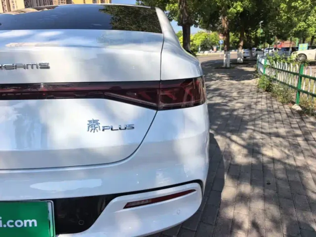 BYD Qin PLUS — Фото автомобиля 7