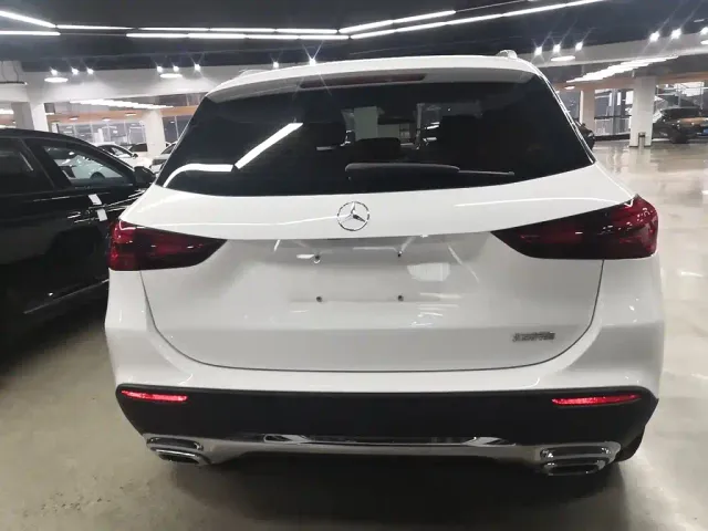 Mercedes-Benz GLA-Class — Фото автомобиля 2