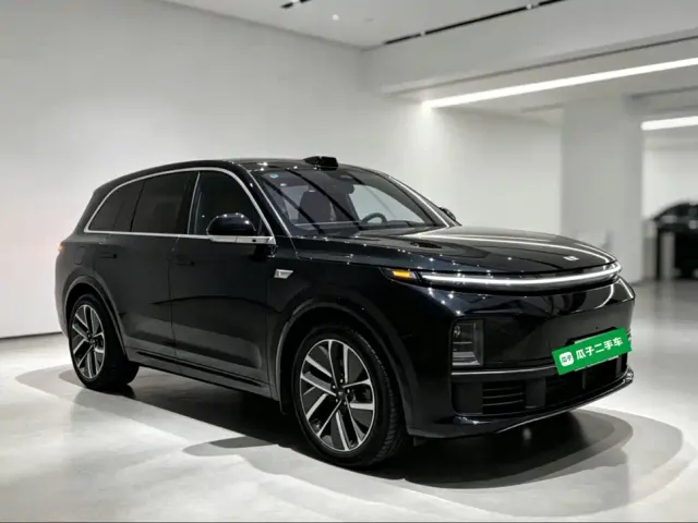 Li Auto L7 — Фото автомобиля 3