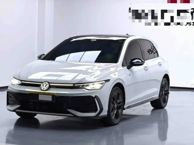 Фотография автомобиля — Volkswagen Golf