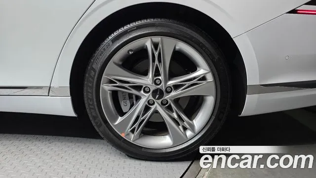 Genesis G90 Бензин 3.5 Turbo 2WD — Фото автомобиля 20
