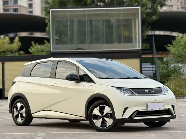 BYD Dolphin — Фото автомобиля 3