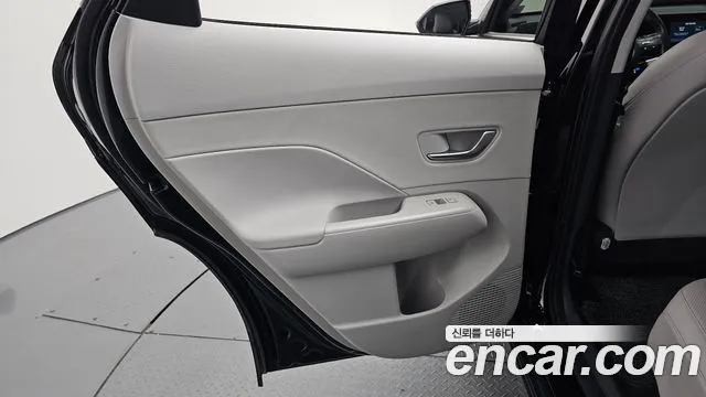 Hyundai Kona SX2 — Фото автомобиля 14