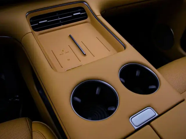 IM Motors LS8 — Фото автомобиля 10