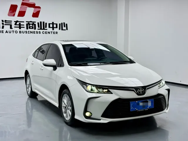 Toyota Corolla — Фото автомобиля 3