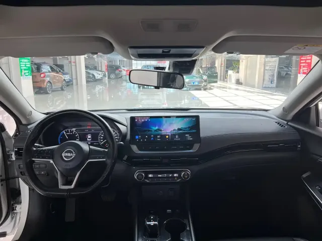 Nissan Sylphy — Фото автомобиля 6