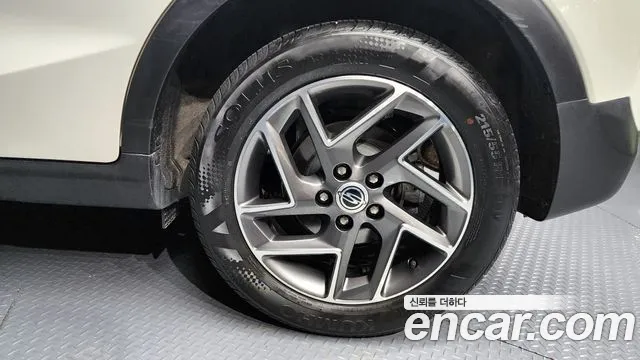 KG_Mobility_Ssangyong TIBOLI Very New Tivoli Бензин 1.5 2WD — Фото автомобиля 23