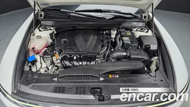 Hyundai Grandeur GN7 — Фото автомобиля 9