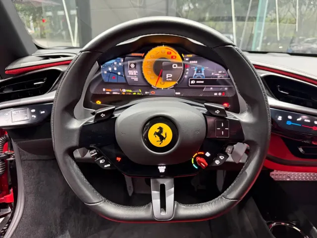 Ferrari SF90 — Фото автомобиля 6