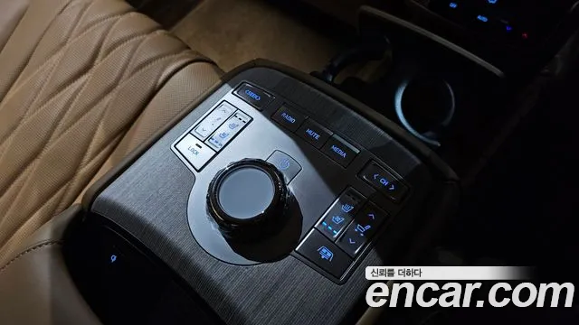 Genesis G80 RG3 — Фото автомобиля 23
