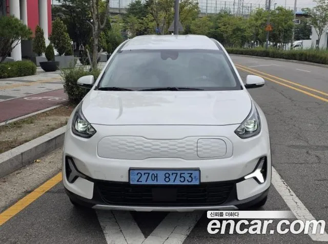 Фотография автомобиля — Kia Niro