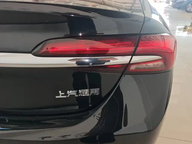 Buick LaCrosse — Фото автомобиля 7