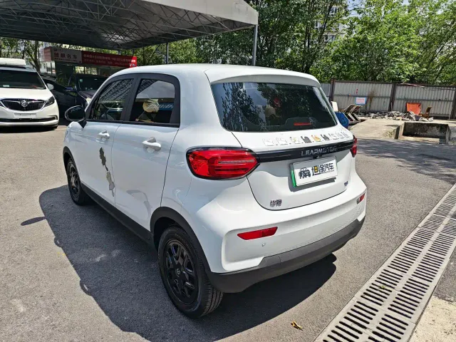 Leapmotor T03 — Фото автомобиля 25