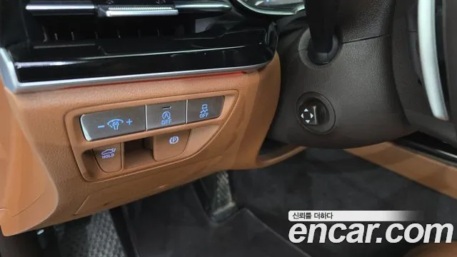 Genesis G80 Бензин 2.5 турбо 2WD — Фото автомобиля 28