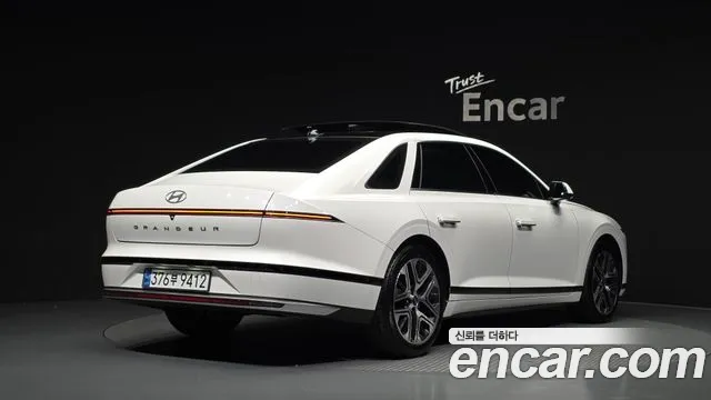 Фотография автомобиля — Hyundai Grandeur GN7
