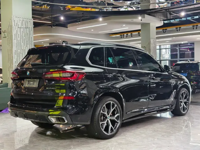 BMW X5 — Фото автомобиля 15