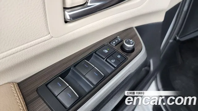 Toyota Sienna — Фото автомобиля 28