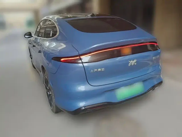IM Motors LS6 — Фото автомобиля 6